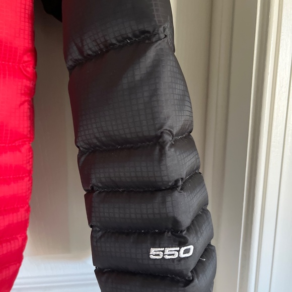 Boy’s North Face Puffer (10-12) - Picture 4 of 4